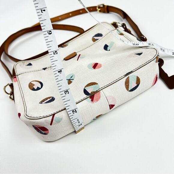 Fun fossil Sydney cross body bag - Picture 13 of 13